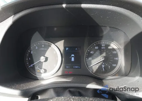 2018 Hyundai Tucson Value z USA, uszkodzony, nr VIN KM8J33A21JU809607